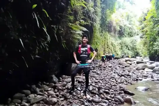 Tren Wisata Alam di Lampung Meningkat Jurusan D3 Perjalanan Wisata Polinela Siapkan SDM Berkualitas - Enggar Dwi Cahyo.webp